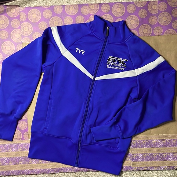 TYR Woman’s Freestyle Sport Competitor Swim Jacket - Picture 6 of 8